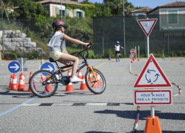 L’éducation à la sécurité routière sur le chemin de l’école